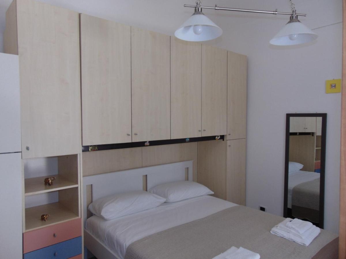 Dreams Room Бари Экстерьер фото